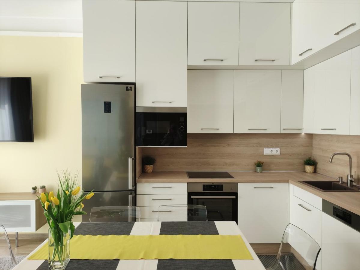 Fecskefészek Apartman Keszthely Esterno foto