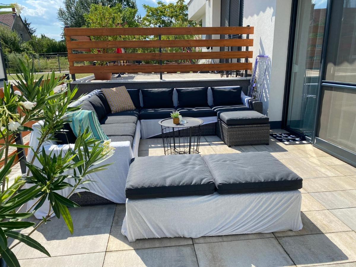 Fecskefészek Apartman Keszthely Esterno foto